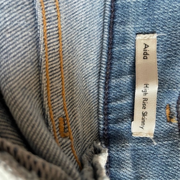 Aritzia | Wilfred Citizen of Humanity Aida High Rise Skinny Jeans - Picture 7 of 11